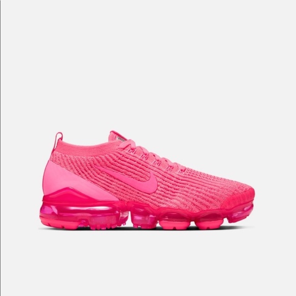 ❌SOLD❌ W Nike Air Vapormax -Triple Pink sz 9 - Picture 4 of 7